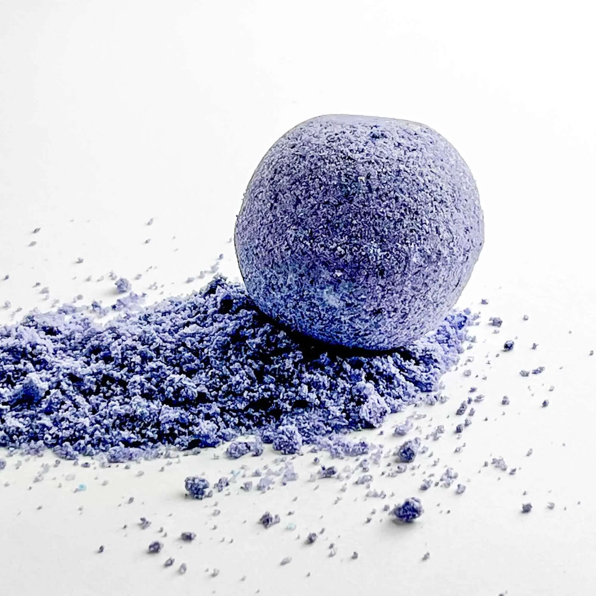 Luxurious Lavender Sage Bath Bomb - All-Natural Relaxation